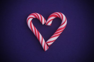 heart-candy-canes