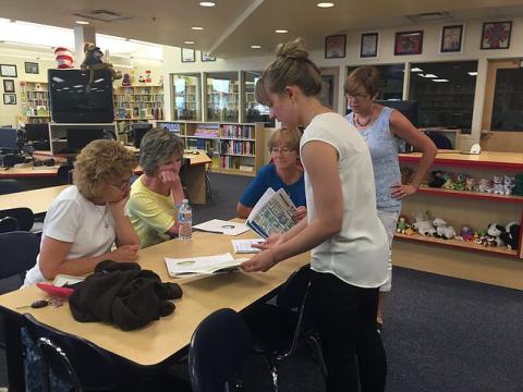 Gardnerville-Students-Getting-Sun-Smart